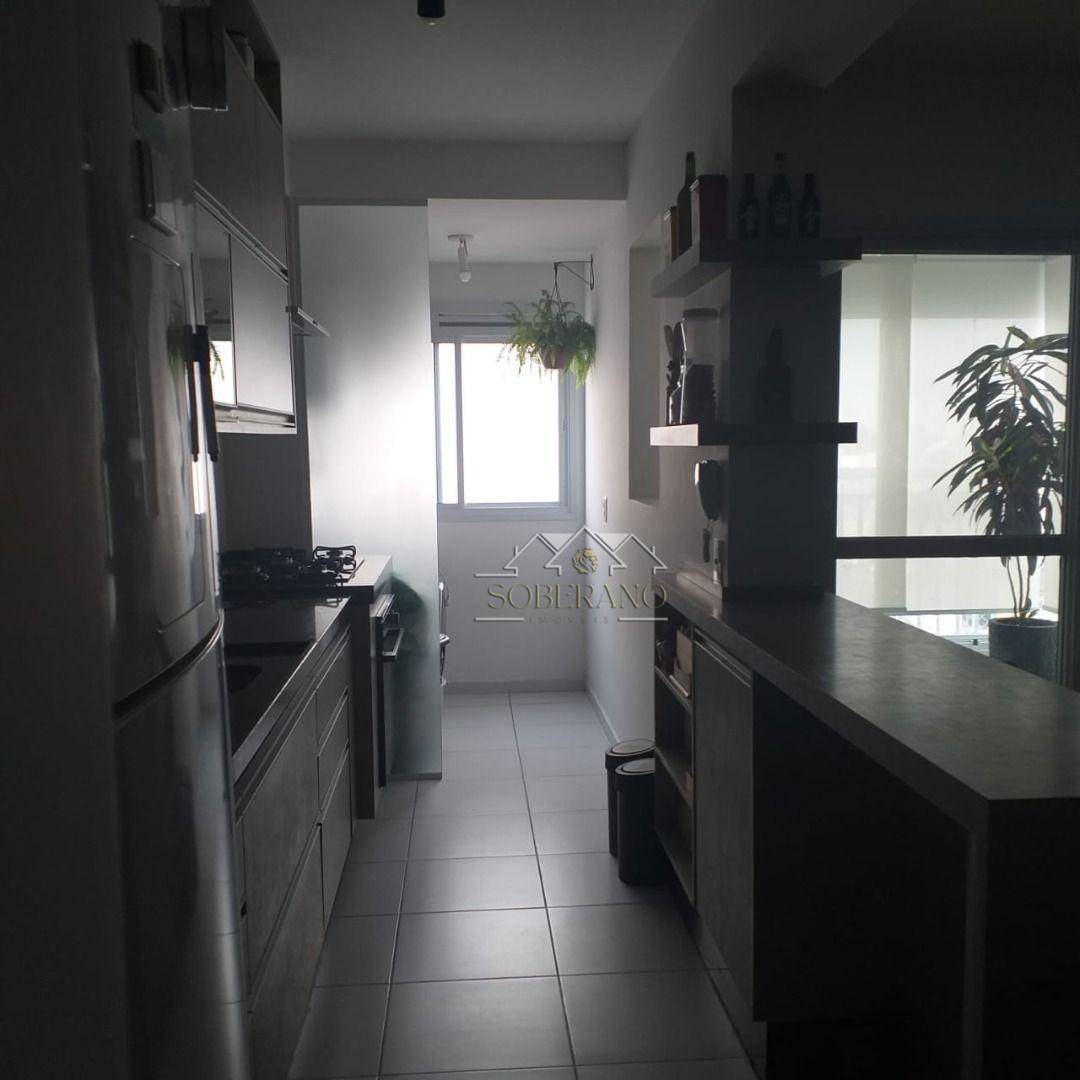 Apartamento à venda com 2 quartos, 68m² - Foto 8