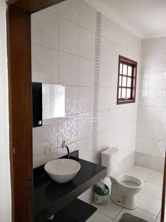 Casa à venda com 2 quartos, 180m² - Foto 14