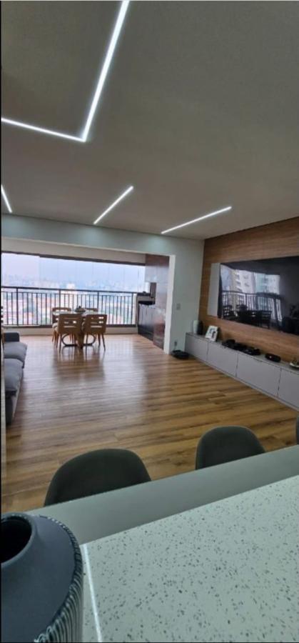 Apartamento à venda com 2 quartos, 82m² - Foto 3