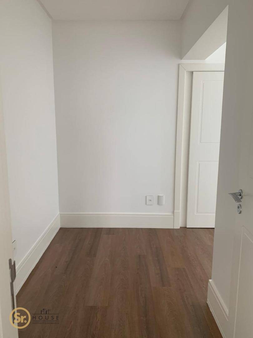 Apartamento à venda com 3 quartos, 151m² - Foto 11