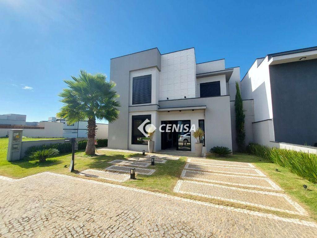 Casa de Condomínio à venda com 4 quartos, 326m² - Foto 1