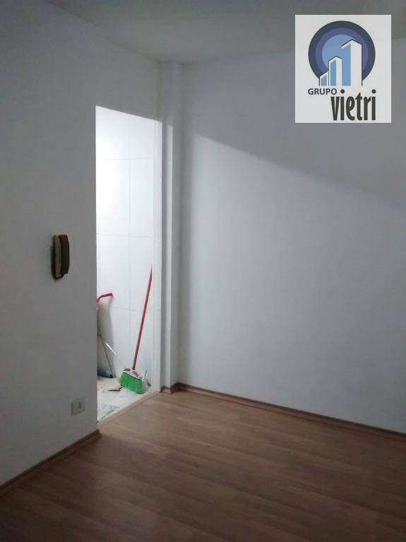 Apartamento à venda com 2 quartos, 60m² - Foto 11