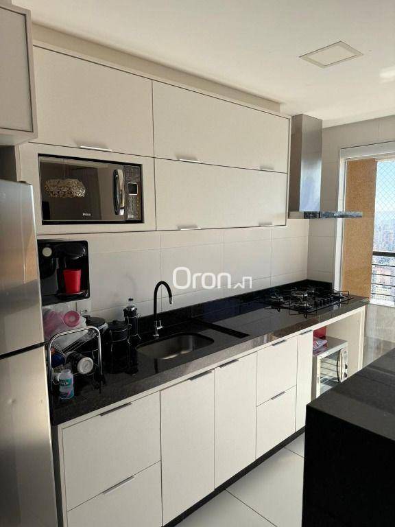 Apartamento à venda com 2 quartos, 80m² - Foto 2