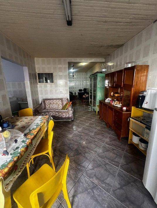 Casa à venda com 4 quartos, 150m² - Foto 8