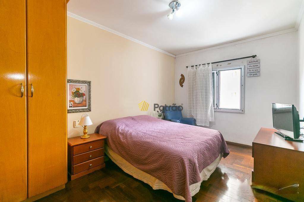 Apartamento à venda com 3 quartos, 111m² - Foto 8