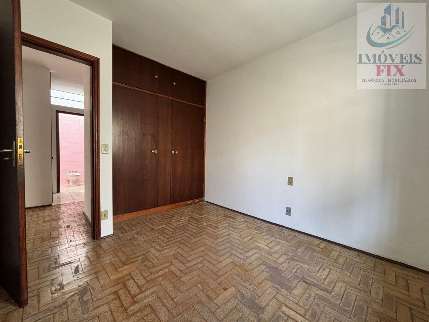 Casa à venda com 3 quartos, 152m² - Foto 15