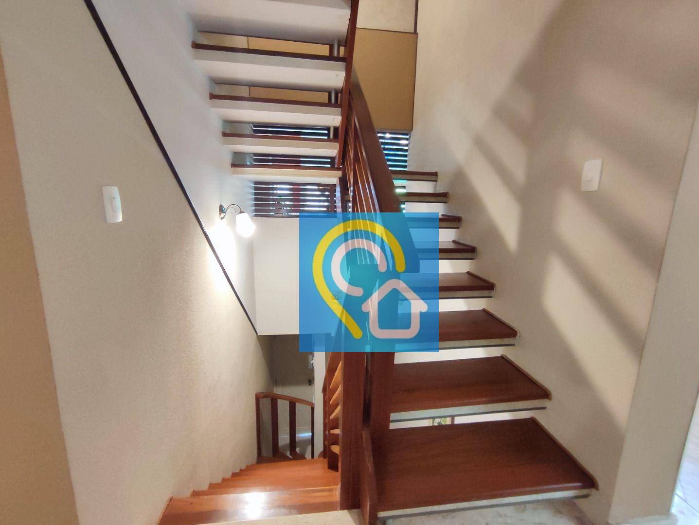 Casa de Condomínio à venda com 4 quartos, 450m² - Foto 27