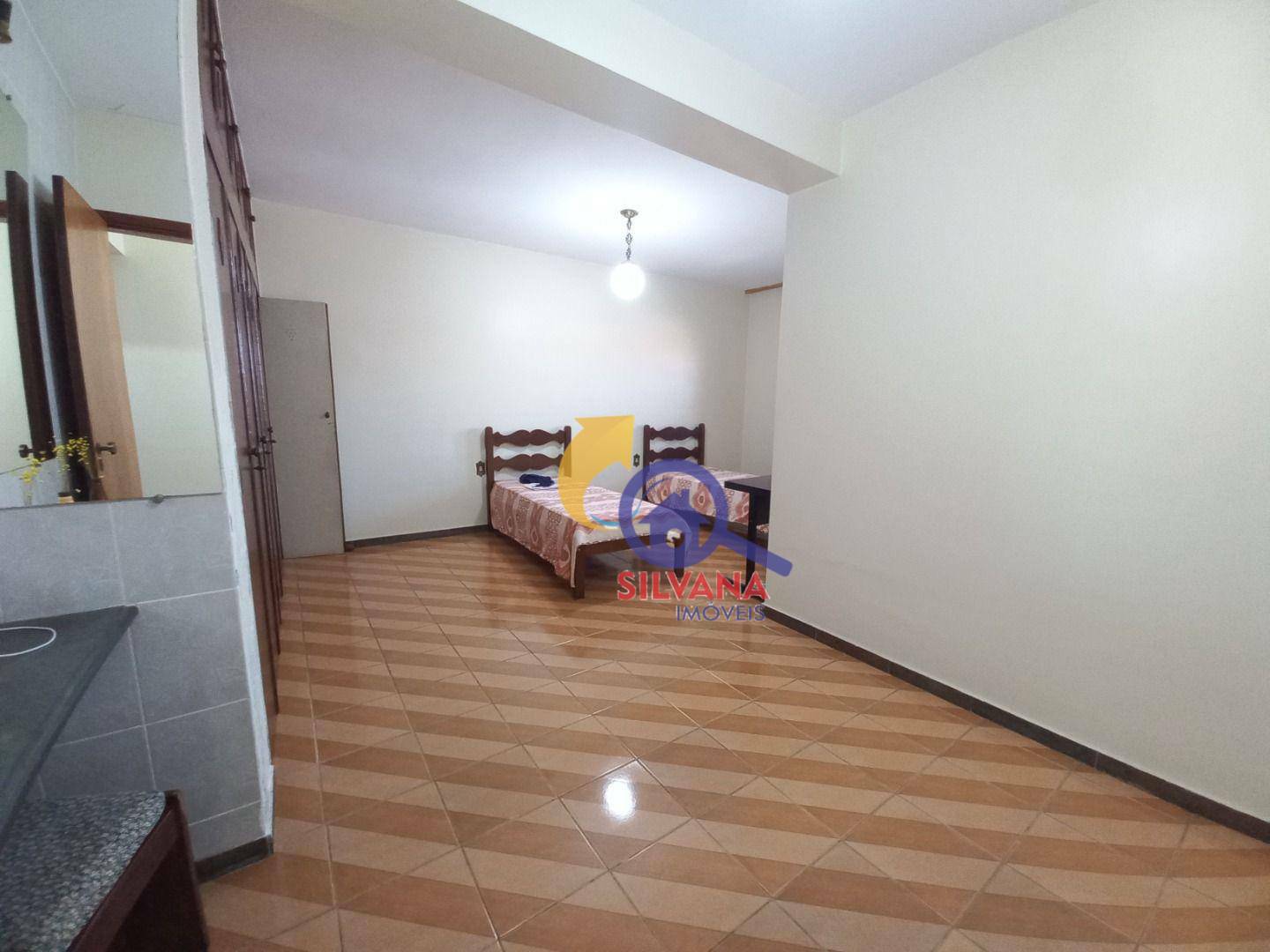 Casa à venda com 4 quartos, 229m² - Foto 12