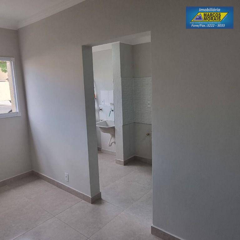 Apartamento à venda com 2 quartos, 48m² - Foto 24