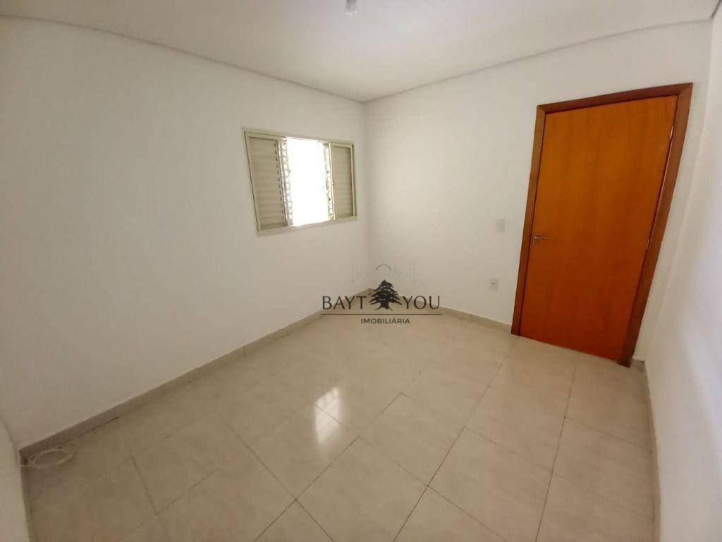 Casa para alugar com 2 quartos, 98m² - Foto 10