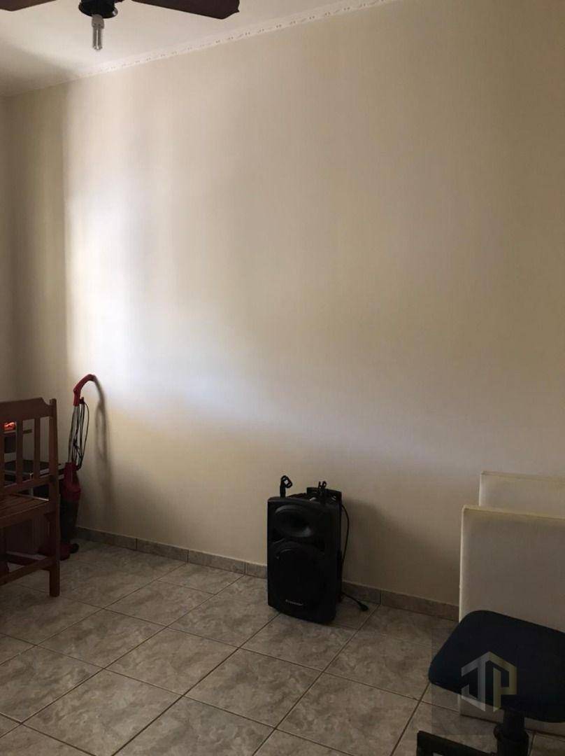 Casa à venda com 3 quartos, 161m² - Foto 7