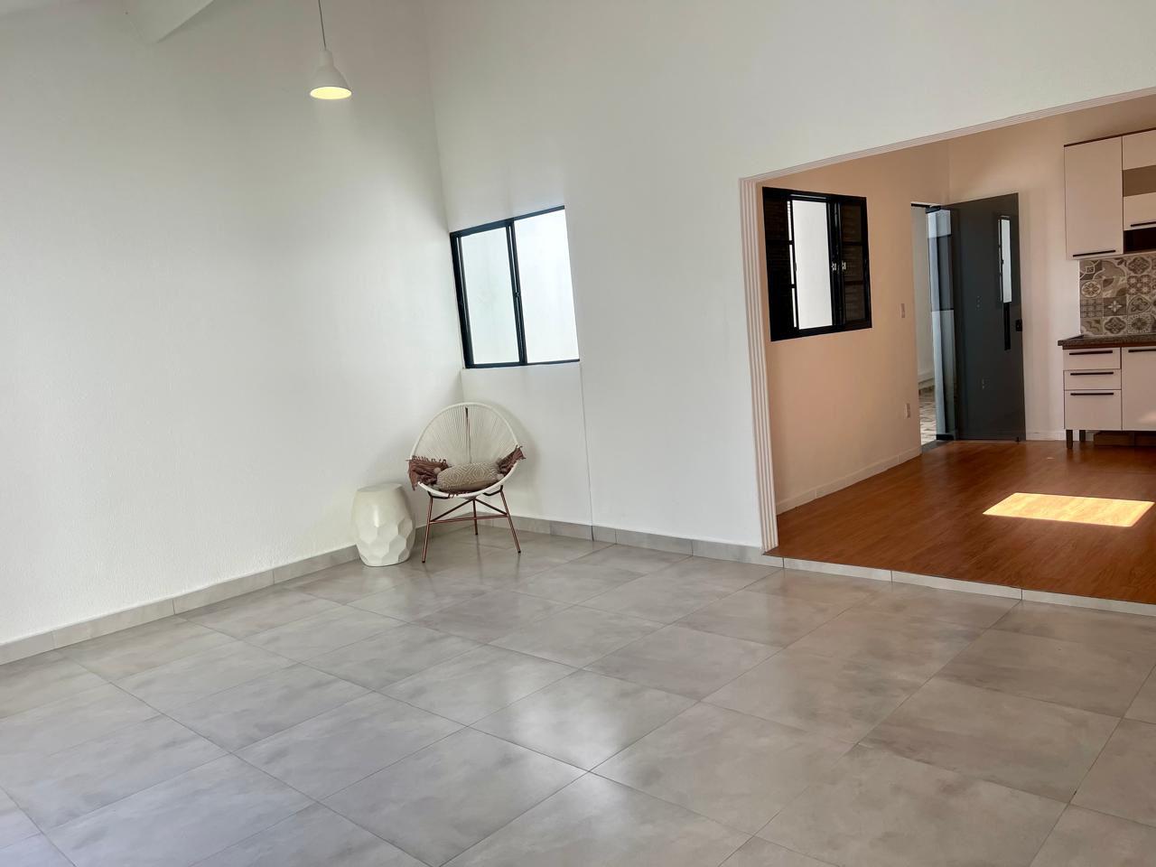 Casa à venda com 2 quartos, 100m² - Foto 6