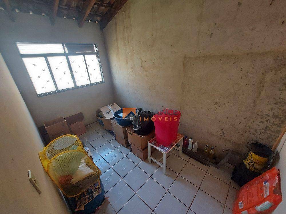 Casa à venda com 3 quartos, 107m² - Foto 17