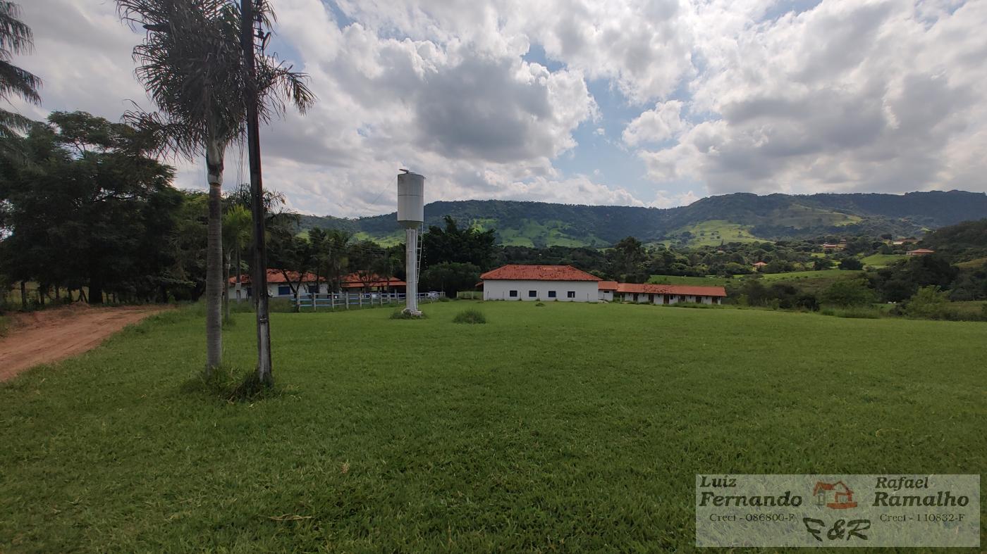 Fazenda à venda com 10 quartos, 7m² - Foto 43