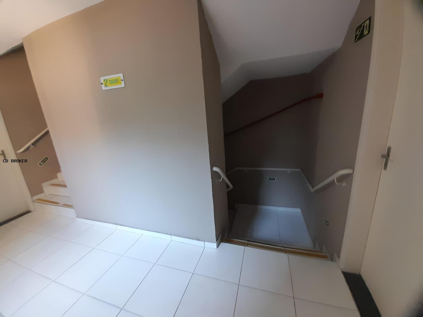 Apartamento à venda com 2 quartos, 40m² - Foto 18