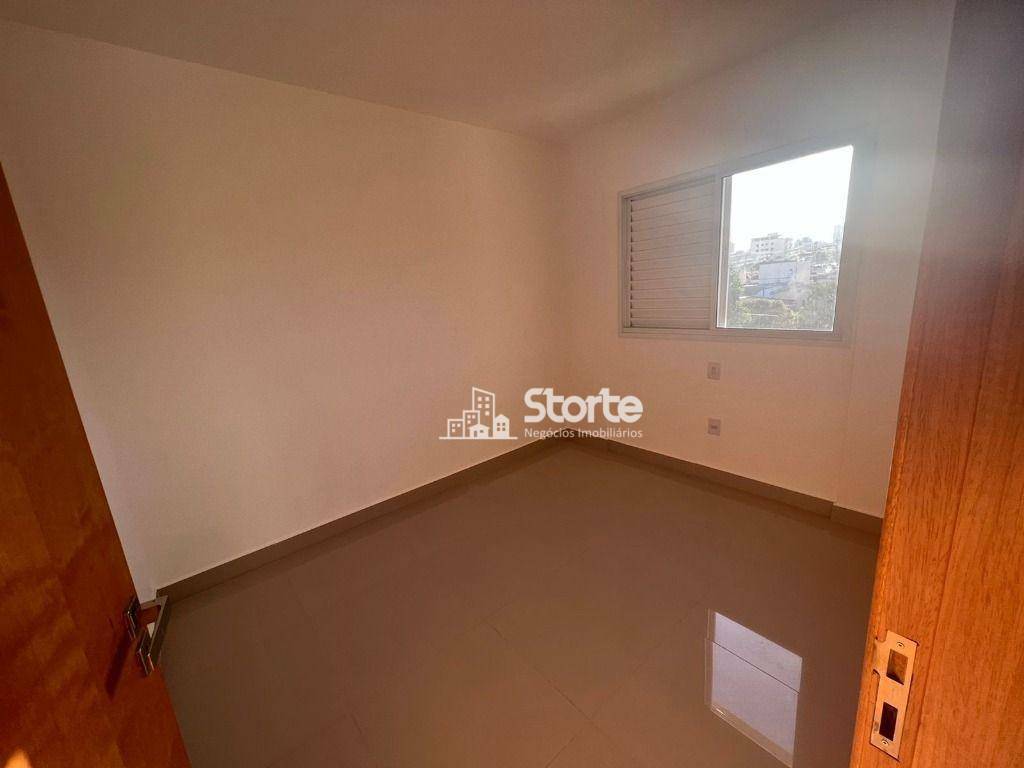 Apartamento à venda com 1 quarto, 46m² - Foto 12