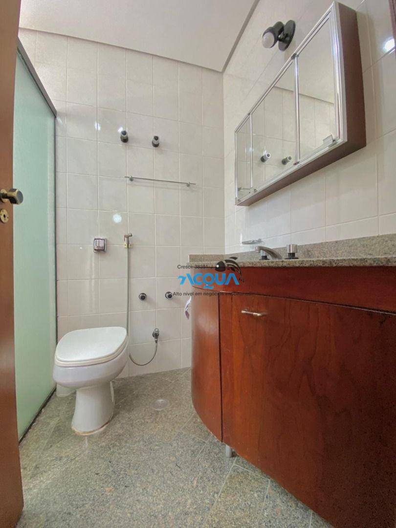 Apartamento à venda com 3 quartos, 117m² - Foto 13