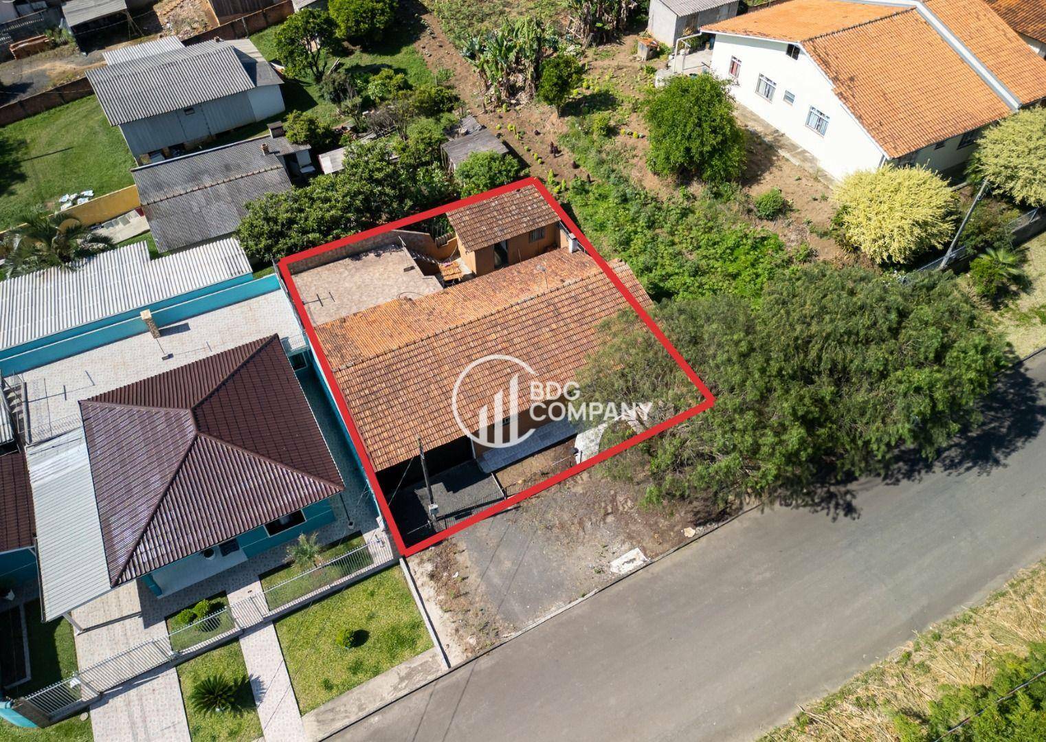 Casa à venda e aluguel com 3 quartos, 90m² - Foto 2