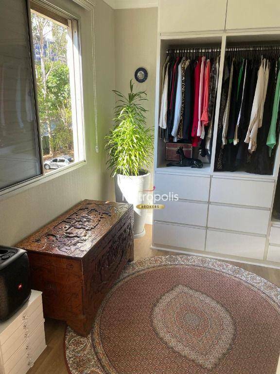 Apartamento à venda com 2 quartos, 70m² - Foto 19