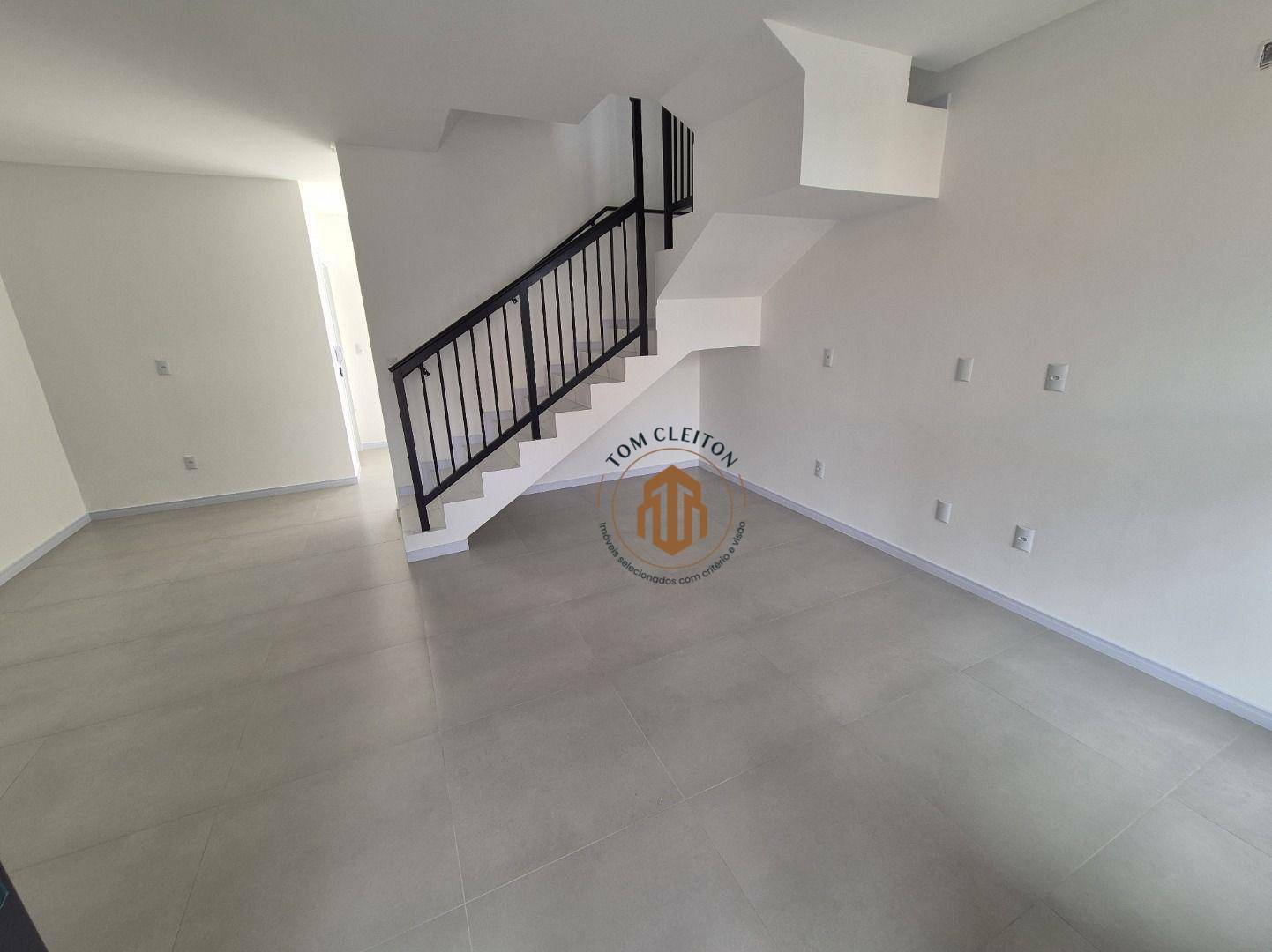 Sobrado à venda com 3 quartos, 104m² - Foto 4