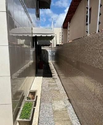 Casa à venda com 3 quartos, 250m² - Foto 9