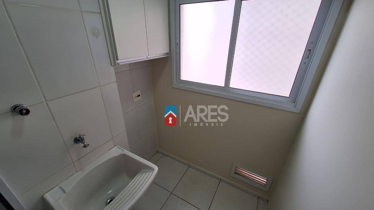 Apartamento para alugar com 2 quartos, 56m² - Foto 11