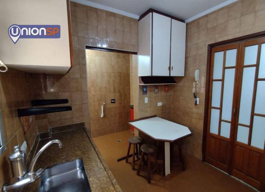 Apartamento à venda com 2 quartos, 64m² - Foto 2