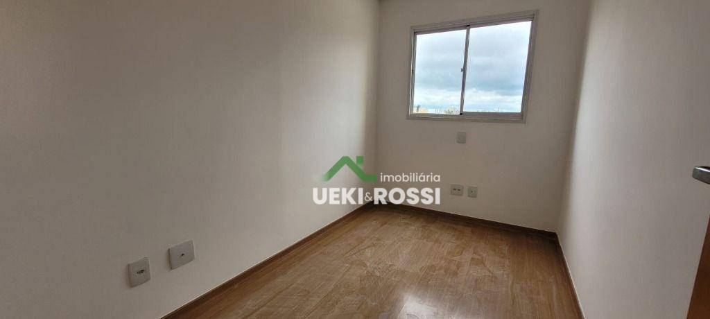 Apartamento à venda com 3 quartos, 74m² - Foto 11