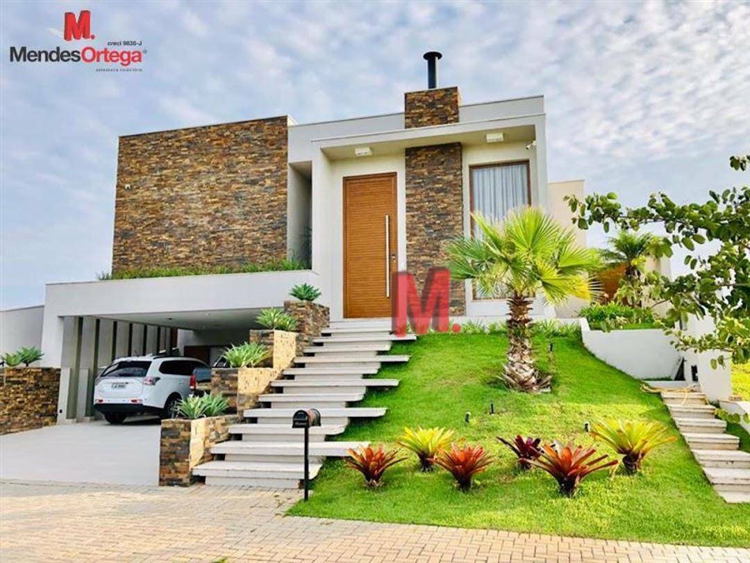 Casa de Condomínio à venda com 3 quartos, 383m² - Foto 1