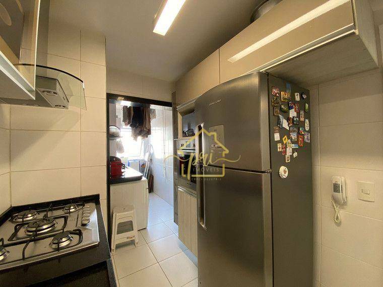 Apartamento à venda com 3 quartos, 100m² - Foto 11