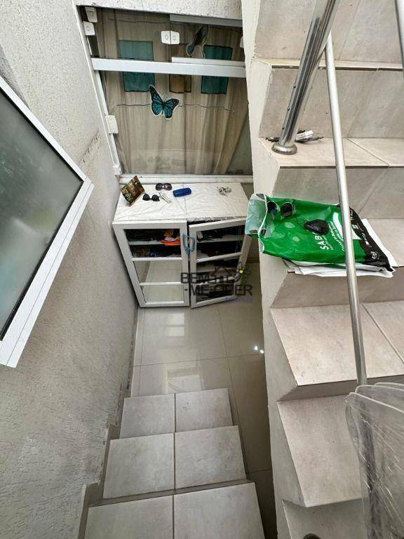 Sobrado à venda com 4 quartos, 241m² - Foto 36