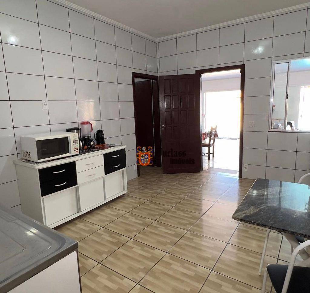 Casa à venda com 2 quartos, 100m² - Foto 5