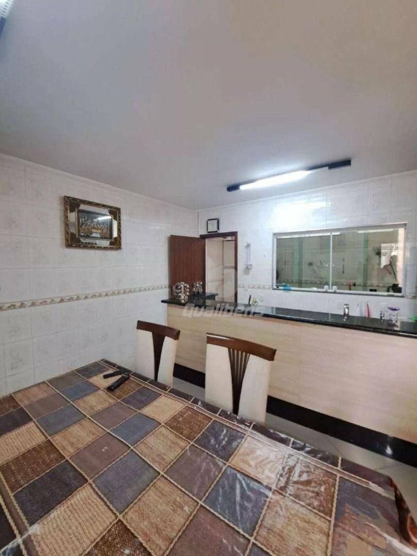 Sobrado à venda com 3 quartos, 245m² - Foto 9