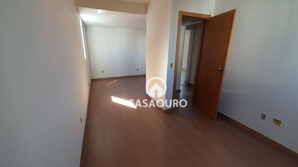 Apartamento à venda com 3 quartos, 118m² - Foto 6