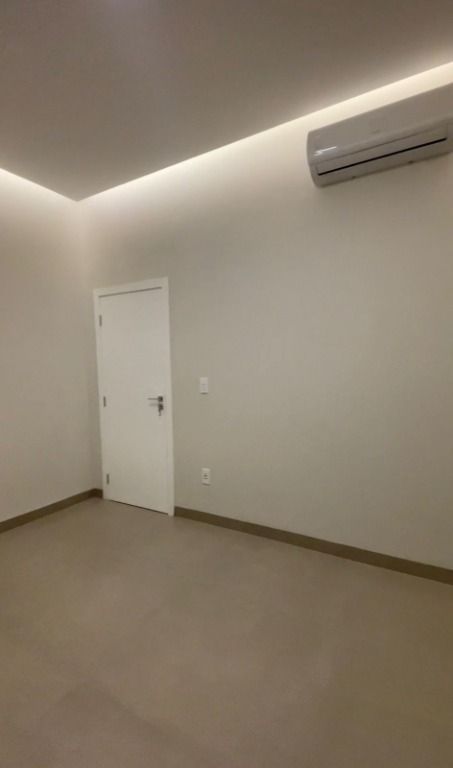 Casa de Condomínio à venda com 3 quartos, 225m² - Foto 34