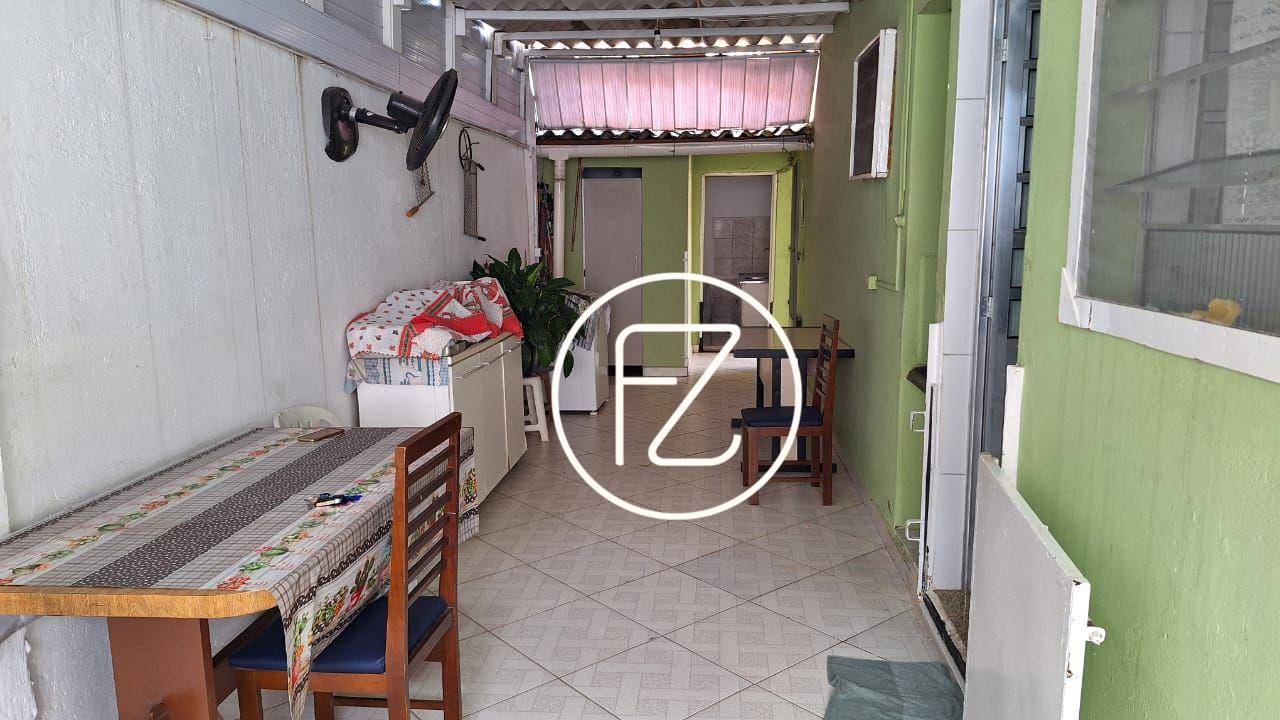 Casa à venda com 2 quartos, 385m² - Foto 22
