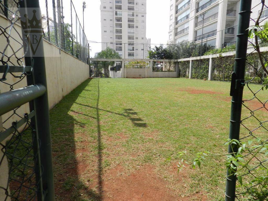 Apartamento à venda com 3 quartos, 178m² - Foto 32