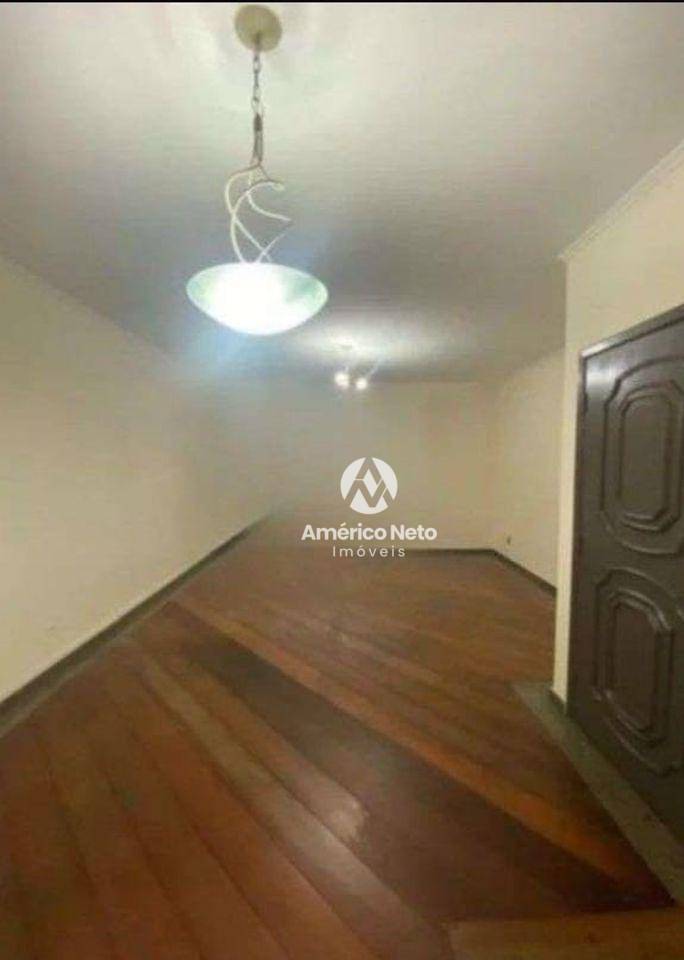 Sobrado para alugar com 2 quartos, 180m² - Foto 14