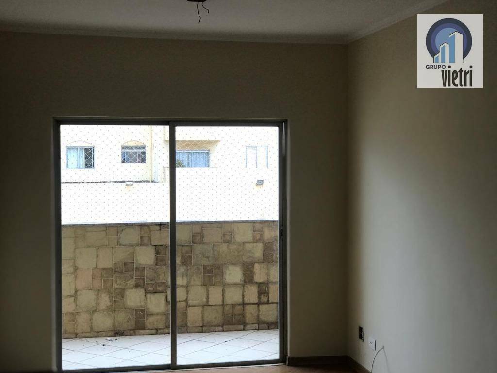 Apartamento à venda com 3 quartos, 90m² - Foto 4