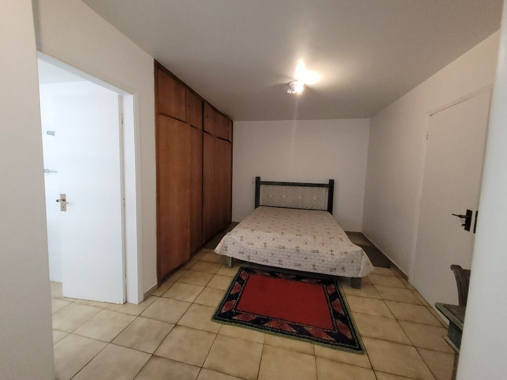 Apartamento à venda com 3 quartos, 140m² - Foto 8