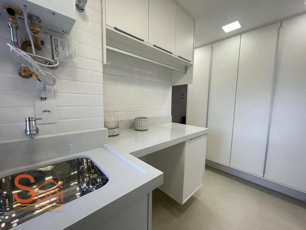 Apartamento à venda com 3 quartos, 125m² - Foto 4