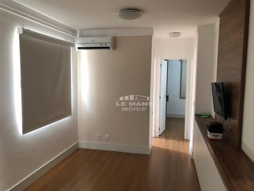 Apartamento à venda com 2 quartos, 63m² - Foto 11