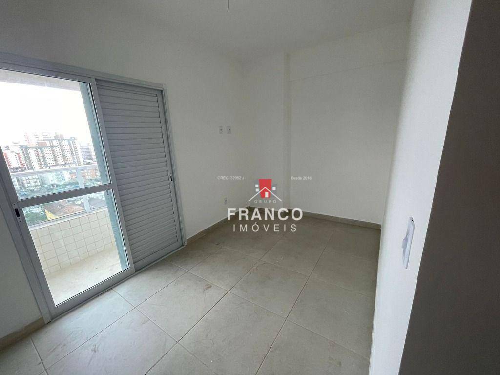 Apartamento à venda com 2 quartos, 70m² - Foto 14