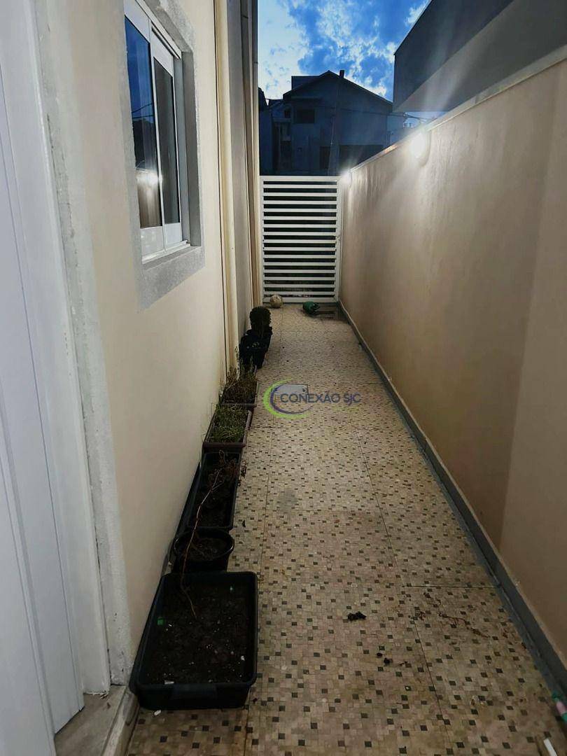 Sobrado à venda com 3 quartos, 142M2 - Foto 22