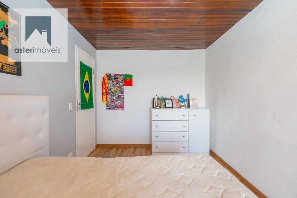 Casa à venda com 4 quartos, 230m² - Foto 12