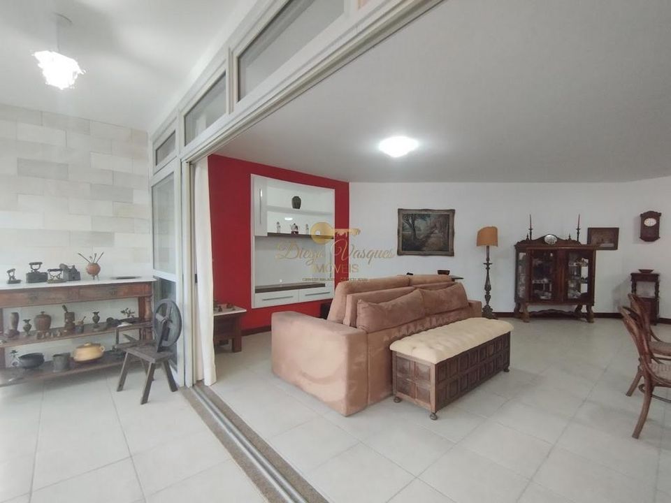 Apartamento à venda com 3 quartos, 176m² - Foto 4