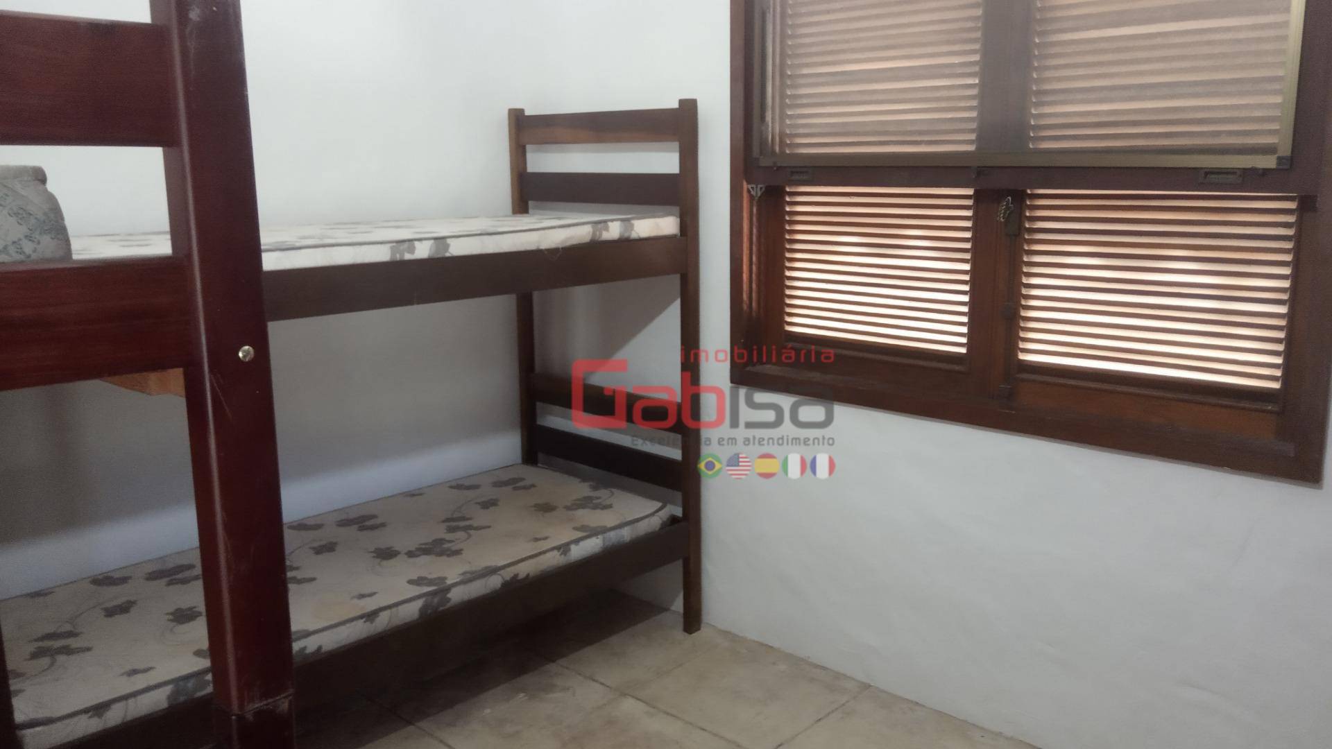 Casa à venda com 4 quartos, 250m² - Foto 18