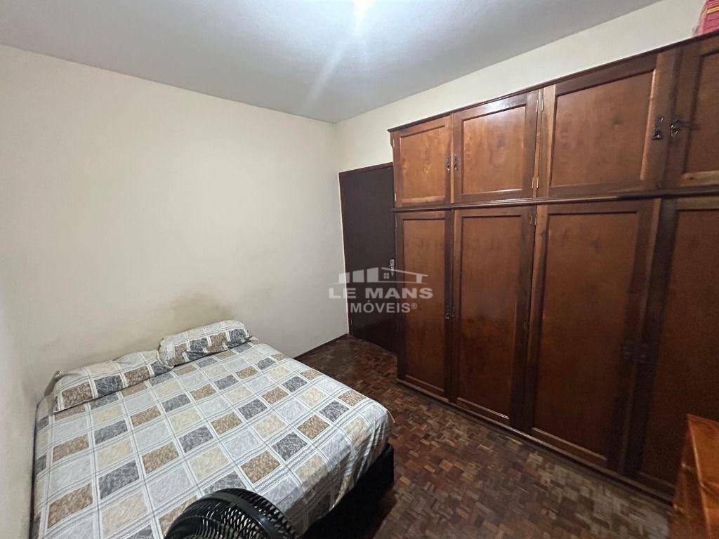 Casa à venda com 3 quartos, 67m² - Foto 8