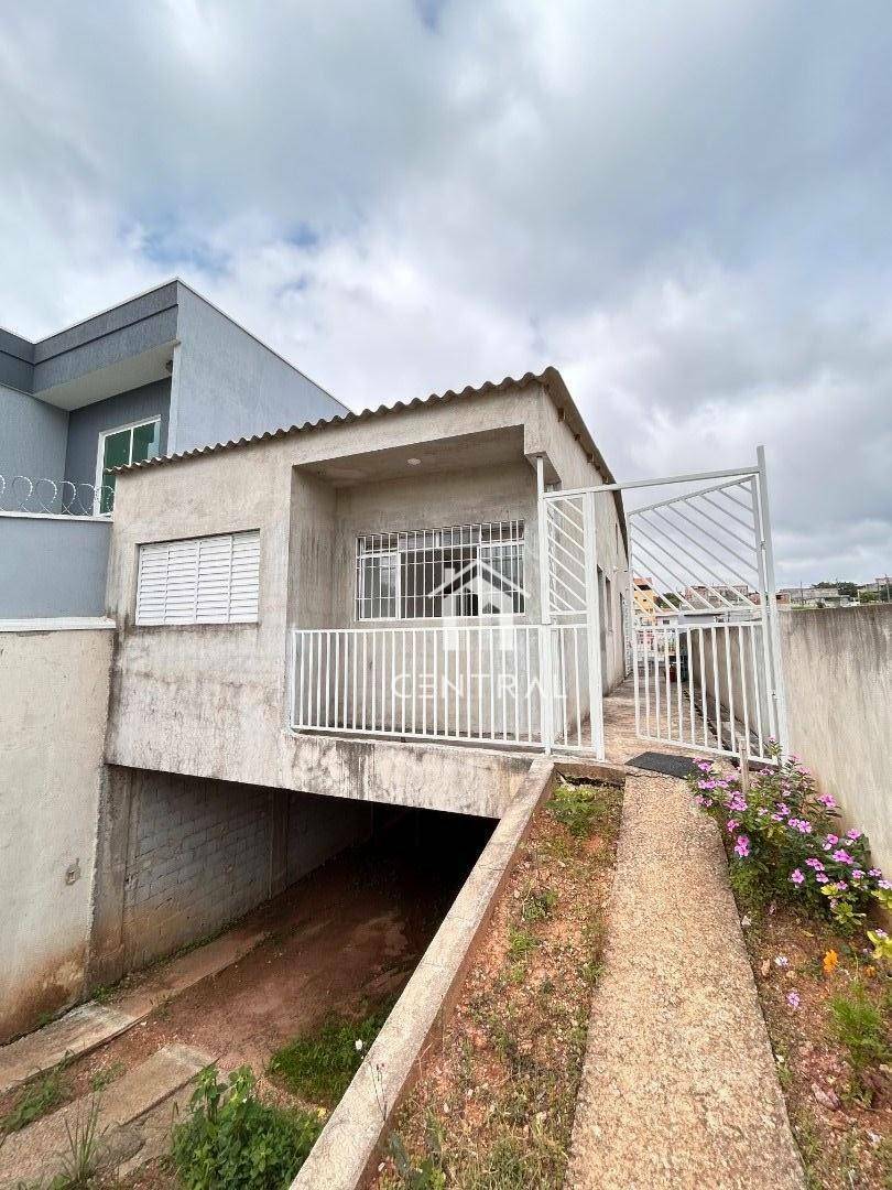 Casa à venda com 2 quartos, 189m² - Foto 2