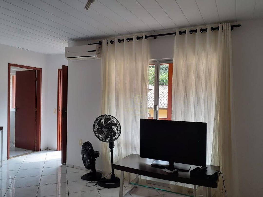 Sobrado à venda com 2 quartos, 132m² - Foto 3